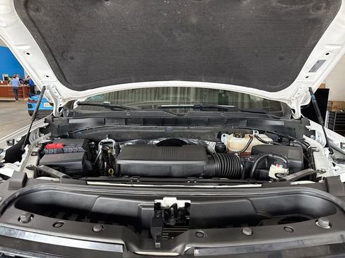 Used 2022 Chevrolet Tahoe Z71 w/ Luxury Package image 34