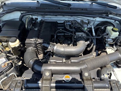 Used 2017 Nissan Frontier S RWD image 10