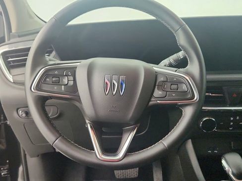 Certified 2025 Buick Encore GX Preferred FWD image 18
