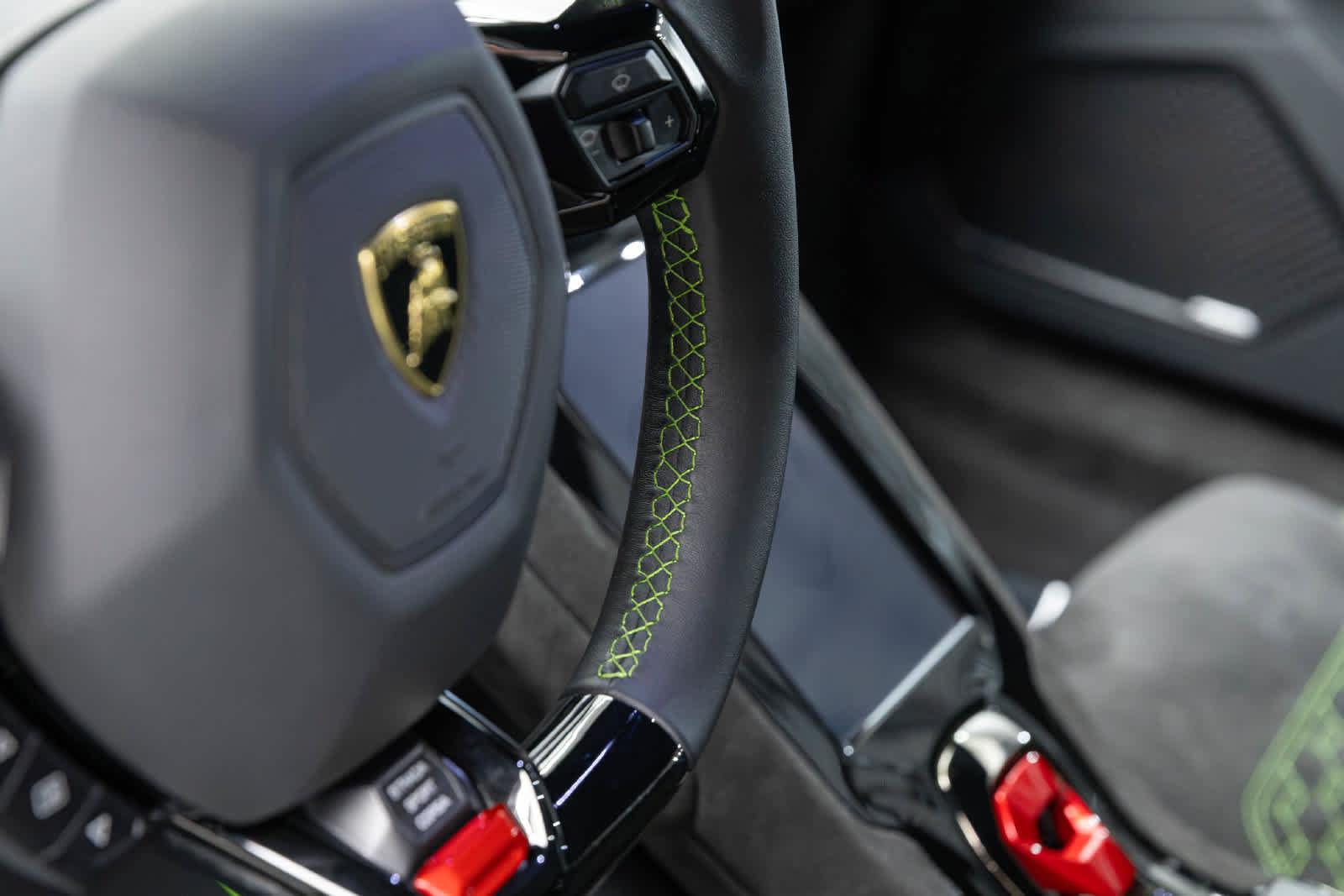 Used 2023 Lamborghini Huracan Tecnica RWD image 26