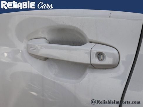 Used 2021 Subaru Ascent Premium w/ Convenience Package image 22