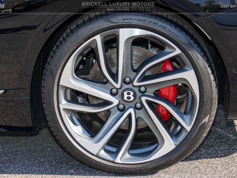Used 2025 Bentley Continental GT Speed image 37