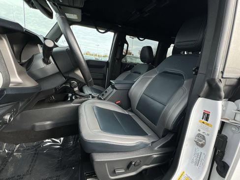 Used 2022 Ford Bronco Outer Banks image 13