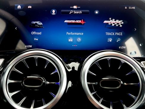 Certified 2025 Mercedes-Benz GLA 35 AMG 4MATIC image 31