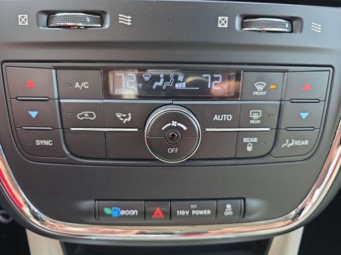 Used 2011 Dodge Grand Caravan Crew w/ Entertainment Group 1 image 25