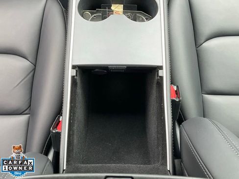 Used 2022 Tesla Model Y Performance AWD/4WD image 46