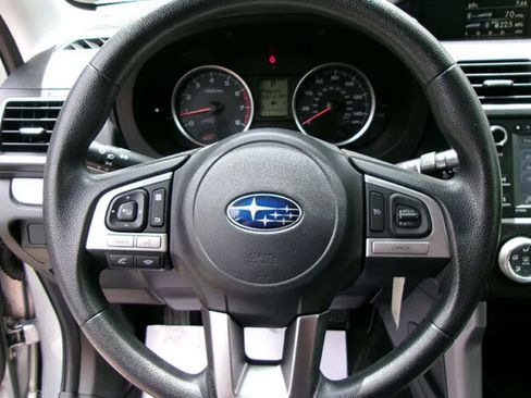 Used 2018 Subaru Forester 2.5i w/ Alloy Wheel Package AWD/4WD image 17