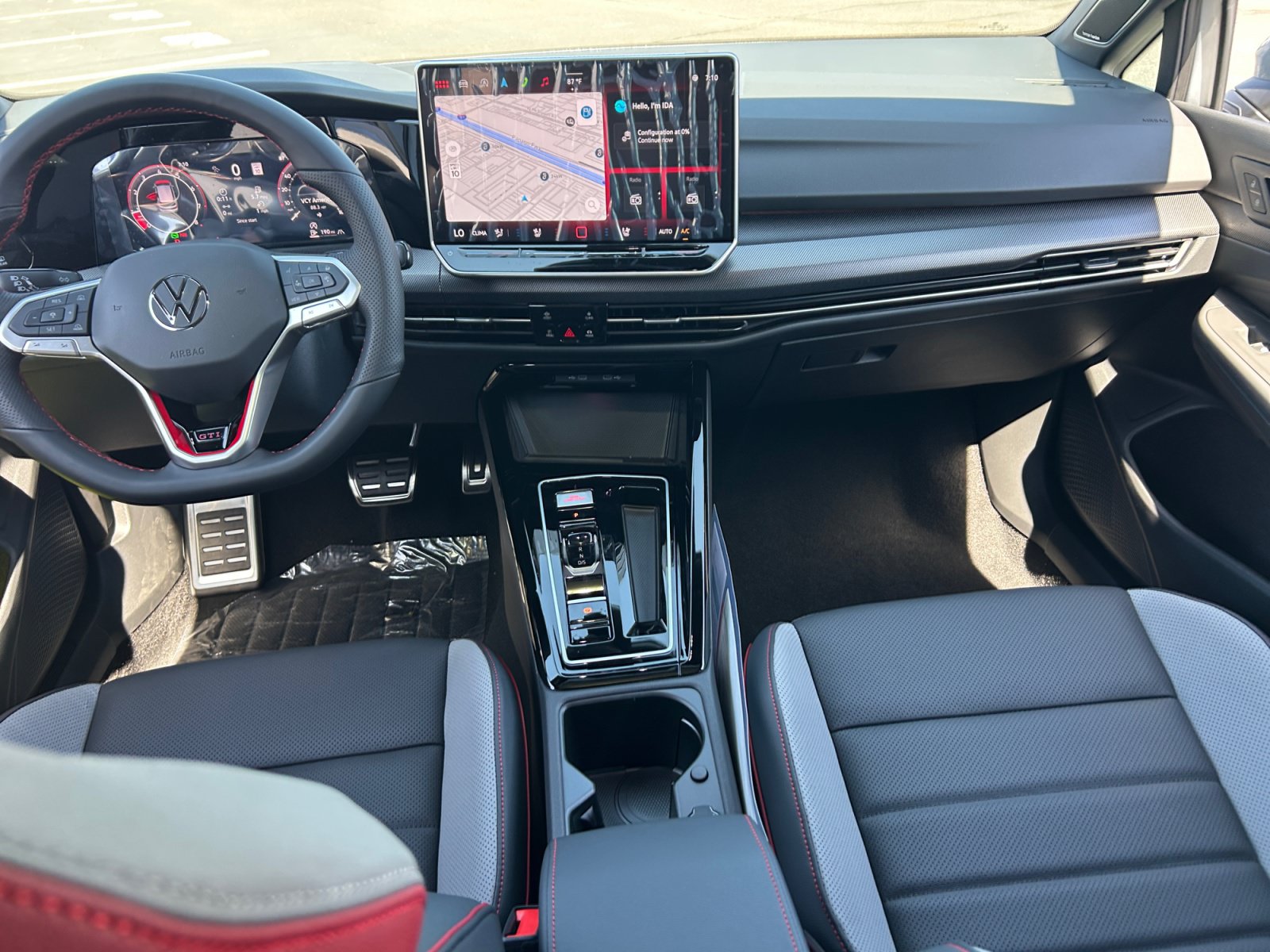 New 2026 Volkswagen GTI SE FWD image 19