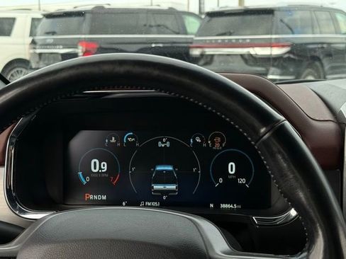 Certified 2022 Ford F150 Lariat w/ Equipment Group 502A High image 10