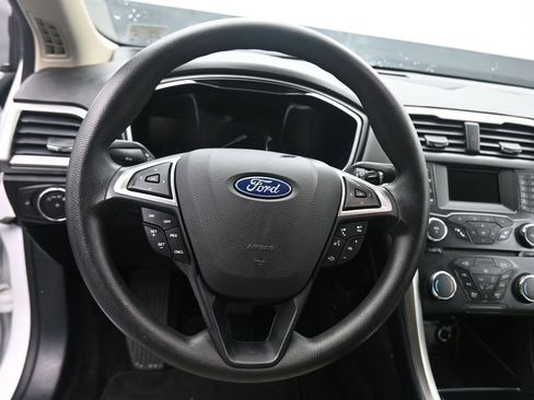 Used 2018 Ford Fusion S image 14
