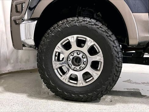 Used 2022 Ford F350 King Ranch w/ King Ranch Ultimate Package AWD/4WD image 6