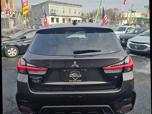 Used 2023 Mitsubishi Outlander Sport SE image 27