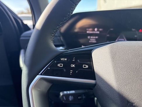 New 2025 Audi Q5 Premium image 23