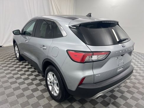 Used 2022 Ford Escape SE w/ Convenience Package image 6