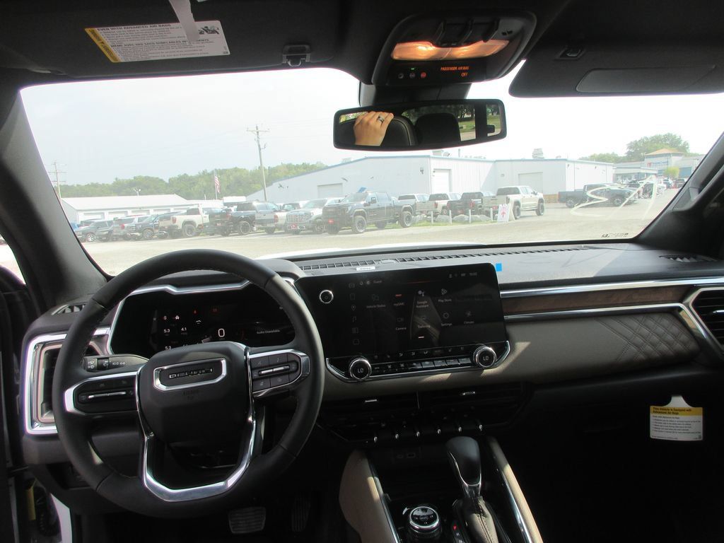 New 2026 GMC Canyon Denali AWD/4WD image 16
