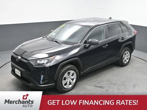 Used 2022 Toyota RAV4 LE w/ Carpet Mat Package (TMS) AWD/4WD image 34