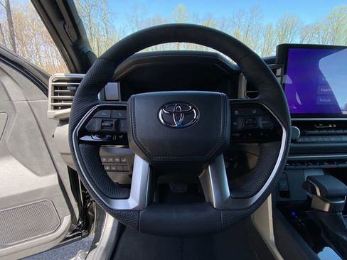 New 2026 Toyota Sequoia Platinum AWD/4WD image 27