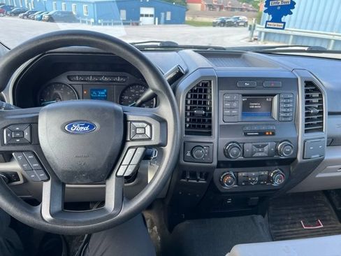 Used 2019 Ford F250 XL w/ XL Value Package AWD/4WD image 4