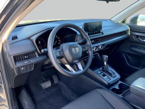 Used 2025 Honda CR-V LX image 17