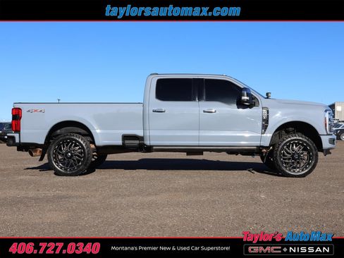 Used 2024 Ford F250 Platinum image 3