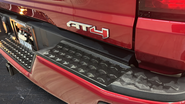 Used 2023 GMC Canyon AT4 AWD/4WD image 38