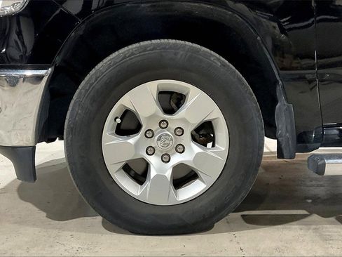 Used 2021 RAM 1500 Big Horn image 8