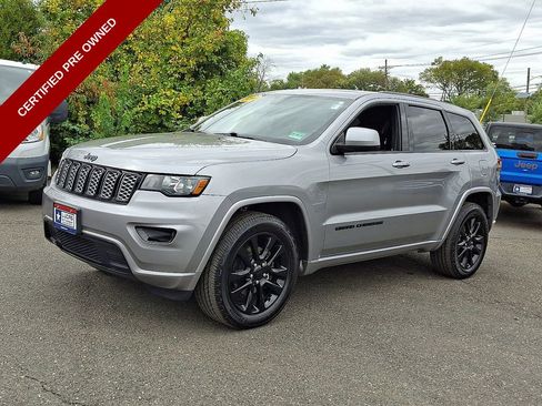 Used 2019 Jeep Grand Cherokee Altitude image 5