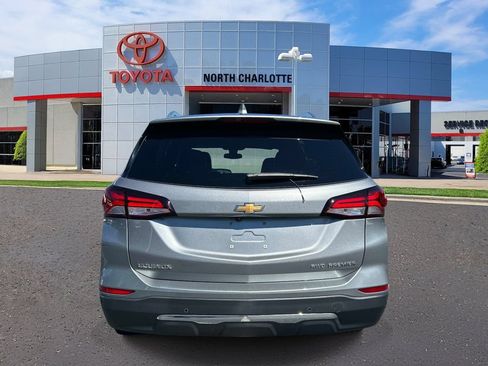 Used 2023 Chevrolet Equinox Premier AWD/4WD image 7