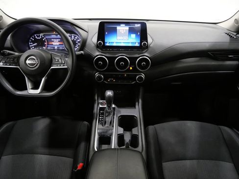 Used 2024 Nissan Sentra SV image 10