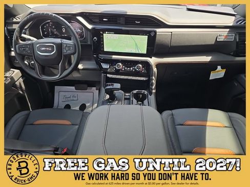 New 2026 GMC Sierra 1500 AT4 w/ AT4 Premium Package AWD/4WD image 11