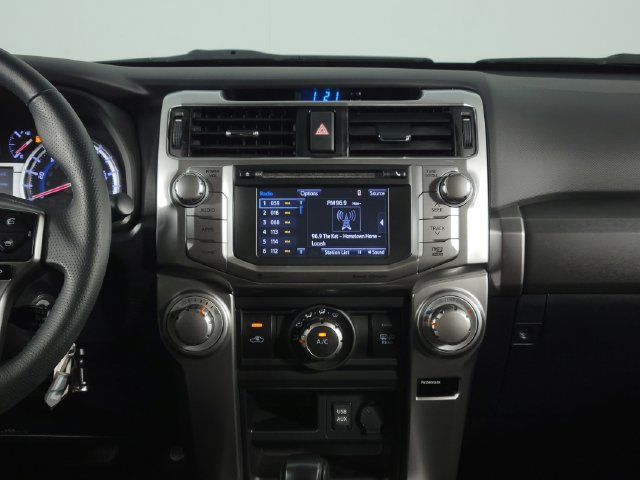 Used 2018 Toyota 4Runner SR5 RWD image 22