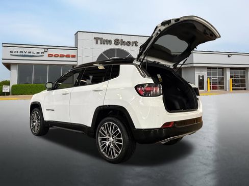 Used 2023 Jeep Compass Limited w/ Elite Group image 15