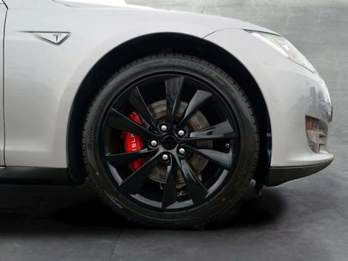 Used 2013 Tesla Model S RWD image 9