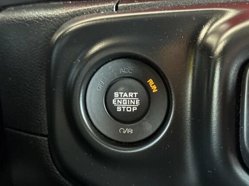 Certified 2021 Jeep Wrangler Unlimited Rubicon AWD/4WD image 19