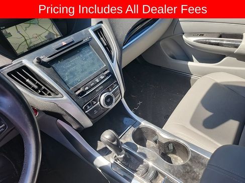 Used 2018 Acura TLX w/ Technology Package FWD image 9