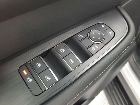 New 2026 Nissan Armada SV image 29