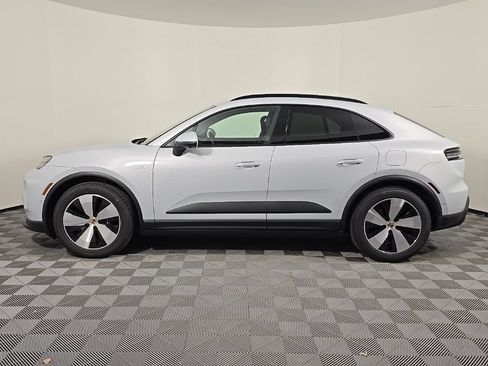 Certified 2025 Porsche Macan Electric RWD image 2