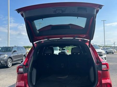 Used 2024 Ford Escape ST-Line w/ Tech Pack #1 FWD image 12