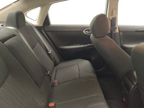Used 2019 Nissan Sentra SV FWD image 19