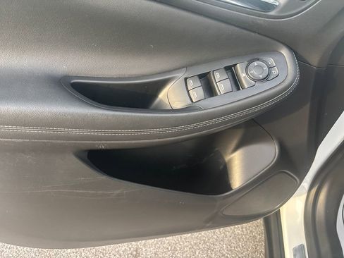 Used 2023 Buick Encore GX Preferred w/ Cold Weather Comfort Package image 15