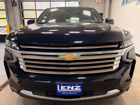 Used 2023 Chevrolet Tahoe High Country AWD/4WD image 3