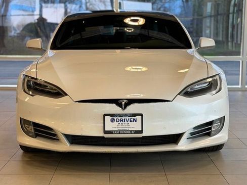 Used 2019 Tesla Model S Long Range image 2