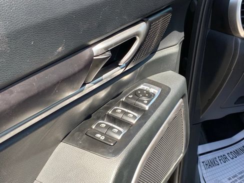 Used 2025 Kia Telluride S AWD/4WD image 11