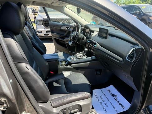 Used 2018 MAZDA CX-9 Touring w/ Touring Premium Package AWD/4WD image 17
