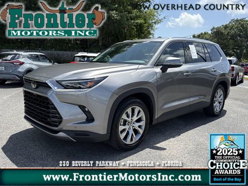 Used 2025 Toyota Grand Highlander FWD image 1