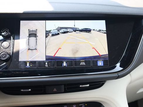 Used 2022 Buick Envision Avenir w/ Technology Package II FWD image 18