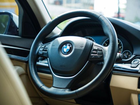 Used 2014 BMW 535i xDrive Sedan image 16