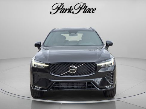 Used 2026 Volvo XC60 B5 Core AWD/4WD image 9