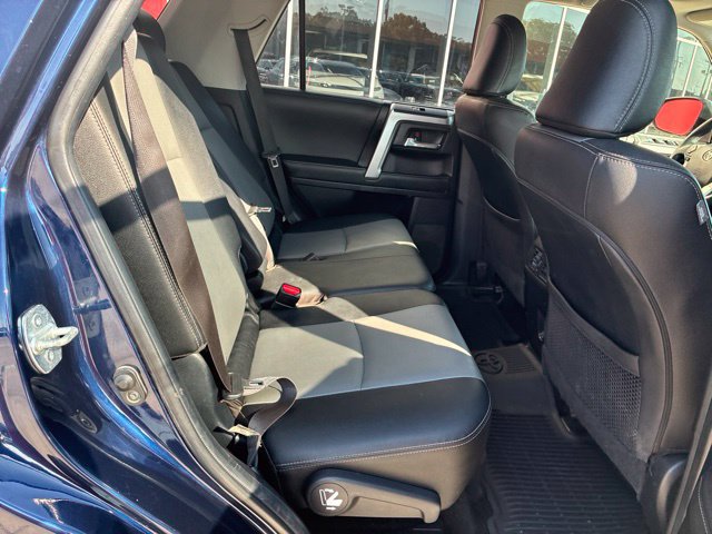 Used 2021 Toyota 4Runner SR5 Premium w/ Moonroof Package RWD image 9