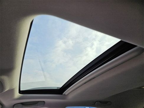 Used 2011 Lexus RX 350 2WD image 21